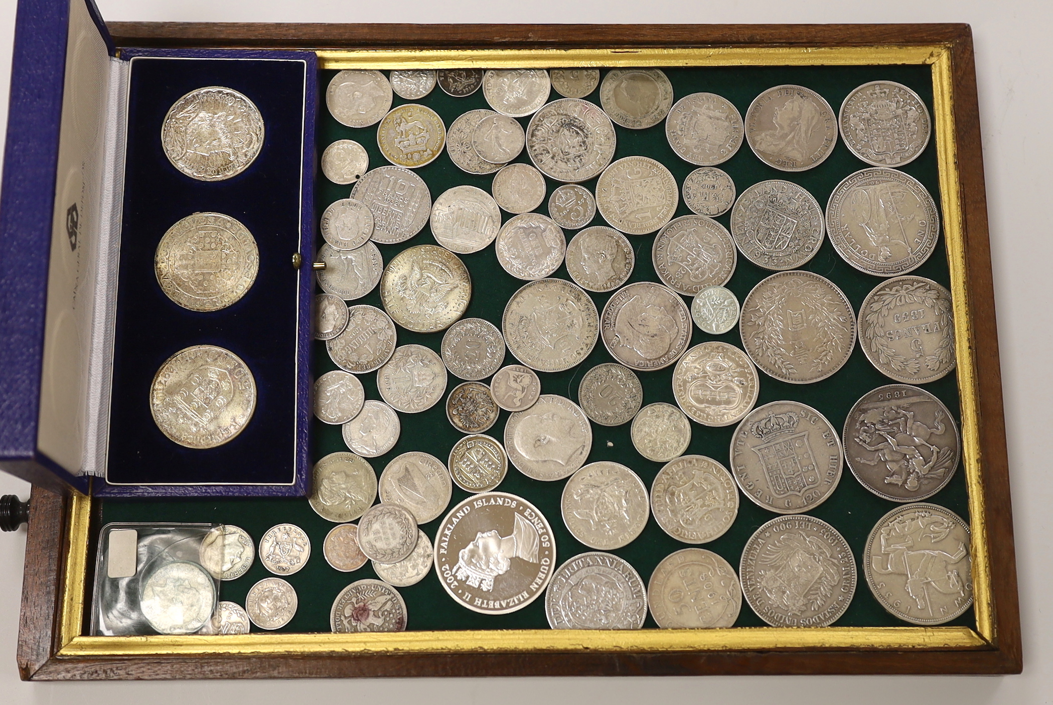 World coins, silver including Hong Kong one dollar 1901, 1895 crown, etc.